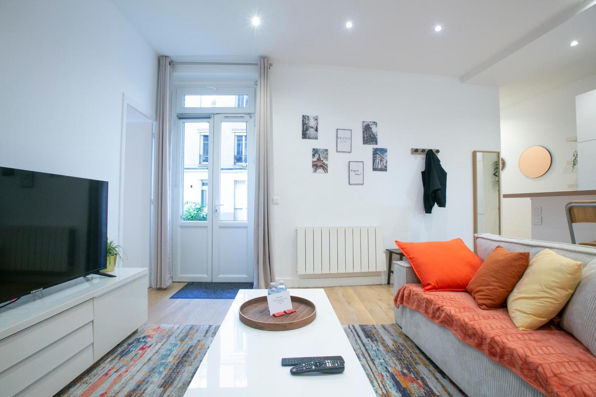 Appartement Warm 2 Bedrooms - C38 *